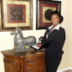 Meet your Posher, Sharon